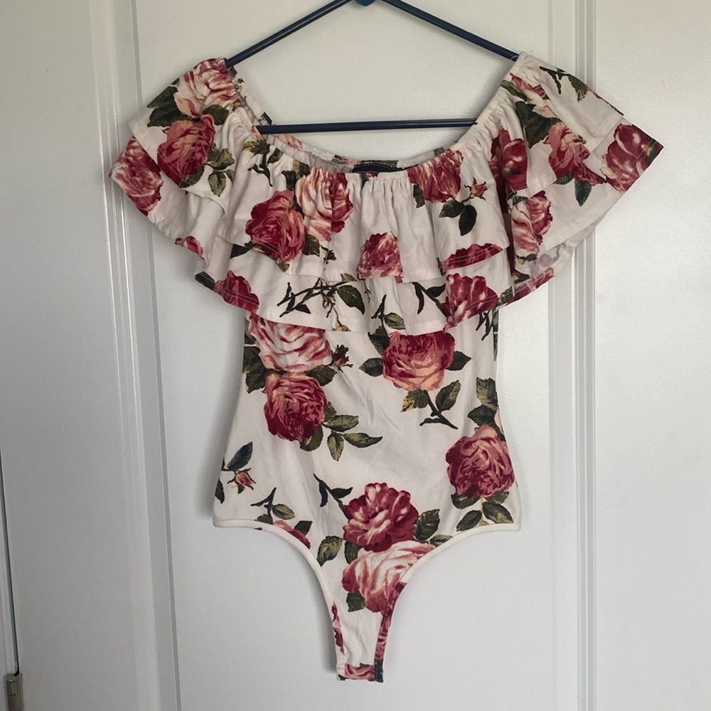 Polly & Esther Floral Bodysuit